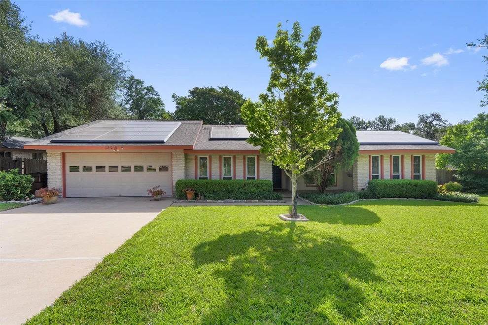 Unit for sale at 13215 Woodthorpe ST, Austin, TX 78729