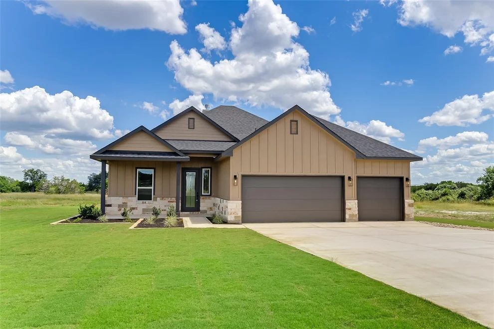 Unit for sale at 115 Draper LN, Bertram, TX 78605