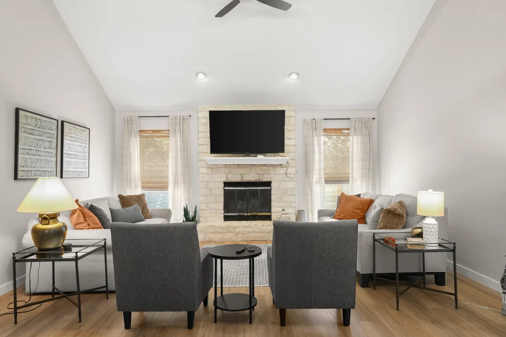 Unit for sale at 1703 Brokenshoe DR, Round Rock, TX 78681