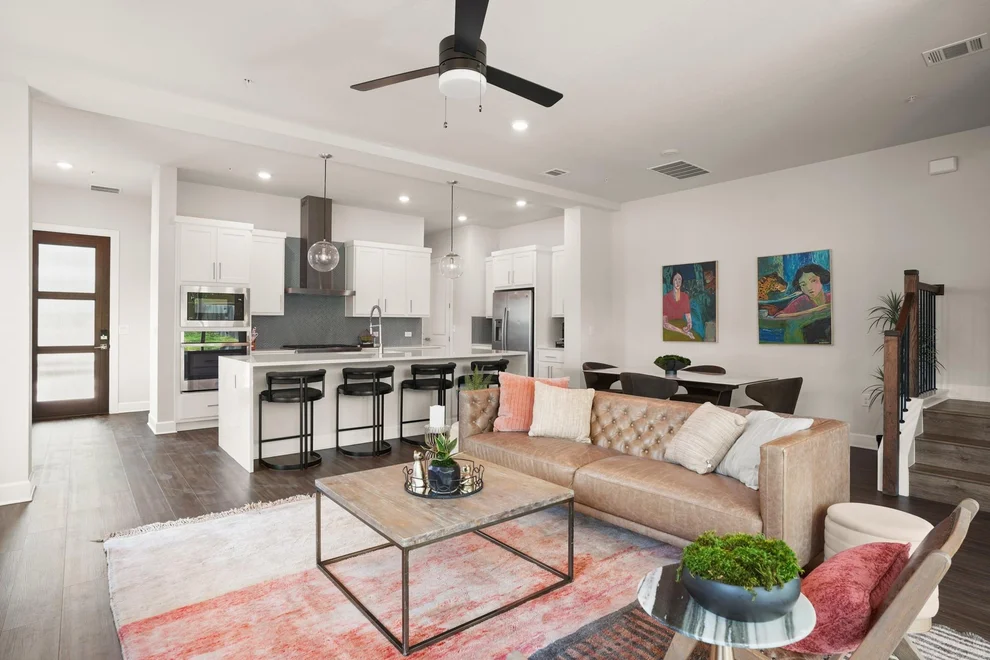 Unit for sale at 2005 Winsted LN, Austin, TX 78703