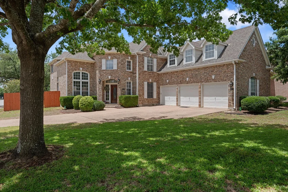 Unit for sale at 10001 Lachlan DR, Austin, TX 78717