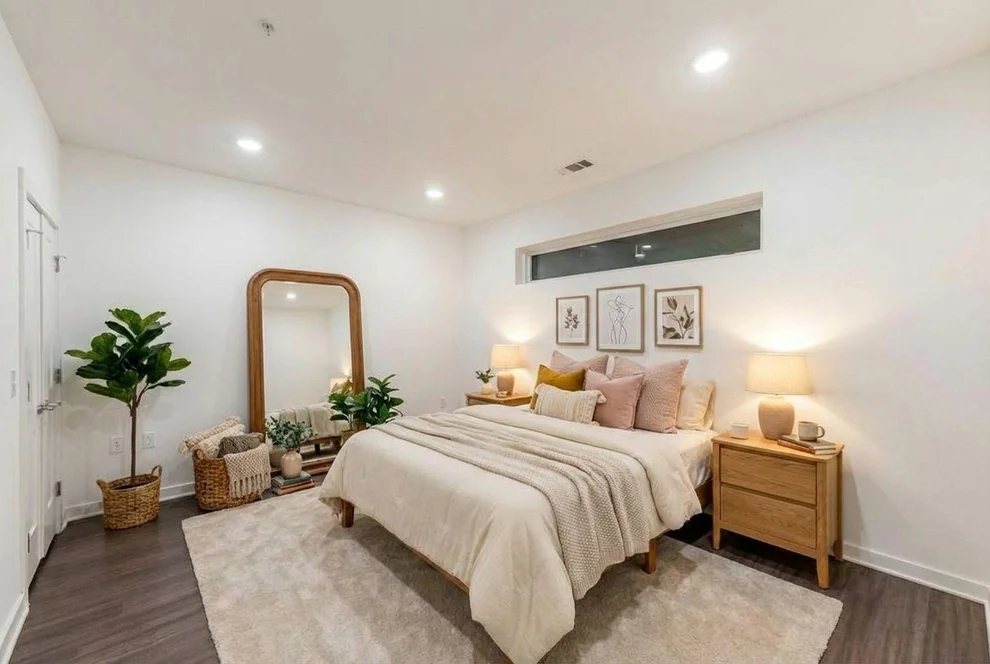 Unit for sale at 4361 S Congress Ave, Austin, TX 78745