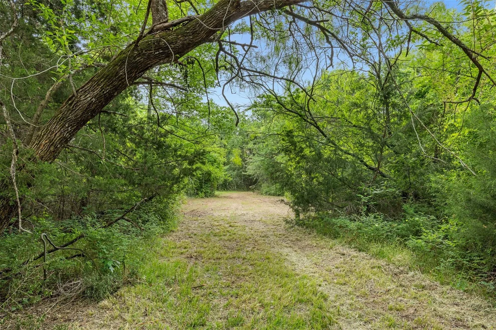 Unit for sale at 3797 County Road 328, Caldwell, TX 77836