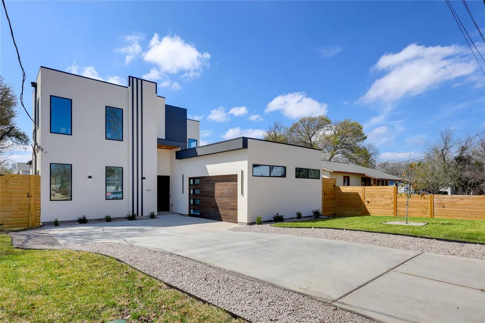 Unit for sale at 1901 W Saint Johns Ave, Austin, TX 78757