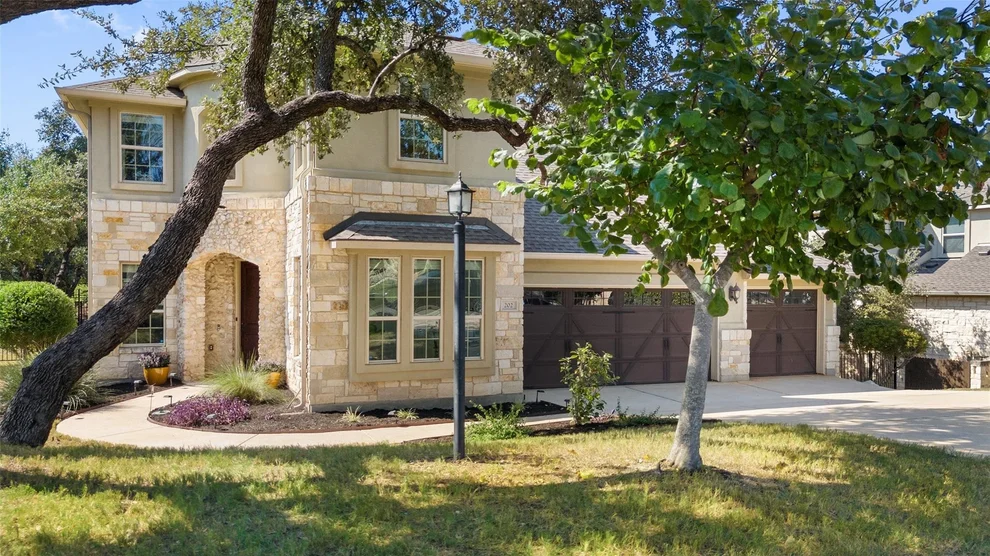 Unit for sale at 202 Duffy LN, Austin, TX 78738