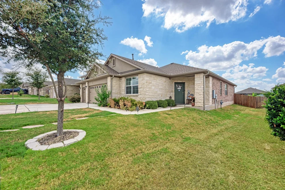 Unit for sale at 613 Otto Ave, Georgetown, TX 78626