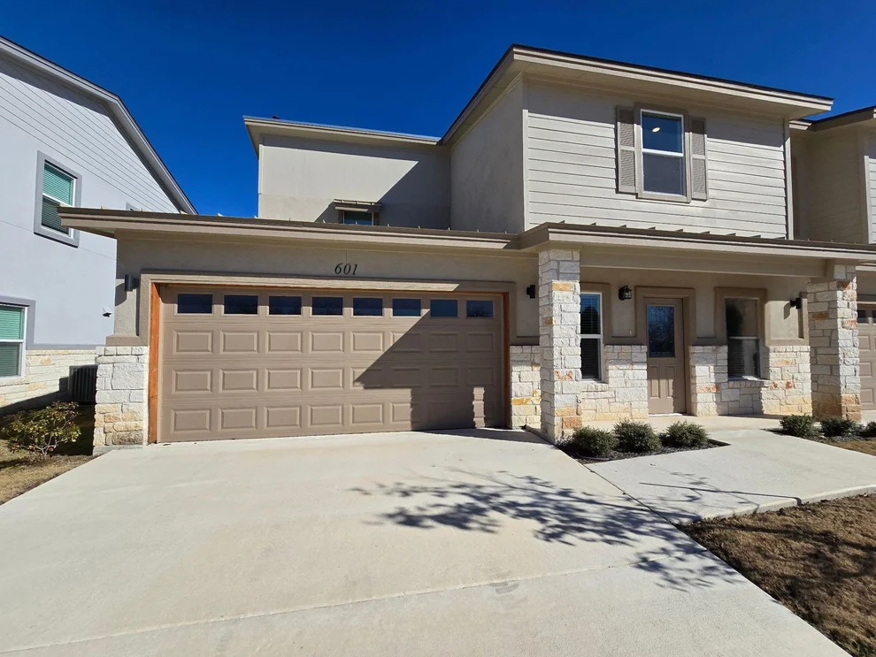 Unit for sale at 2105 Tiger TRL, Round Rock, TX 78664