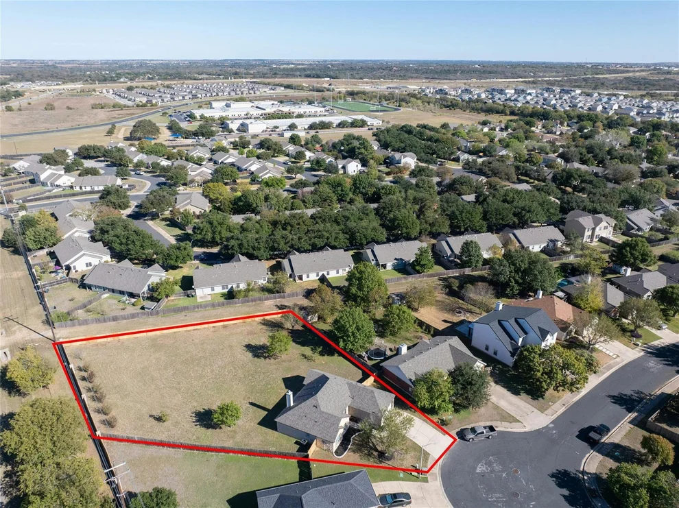 Unit for sale at 246 Bastian LN, Georgetown, TX 78626