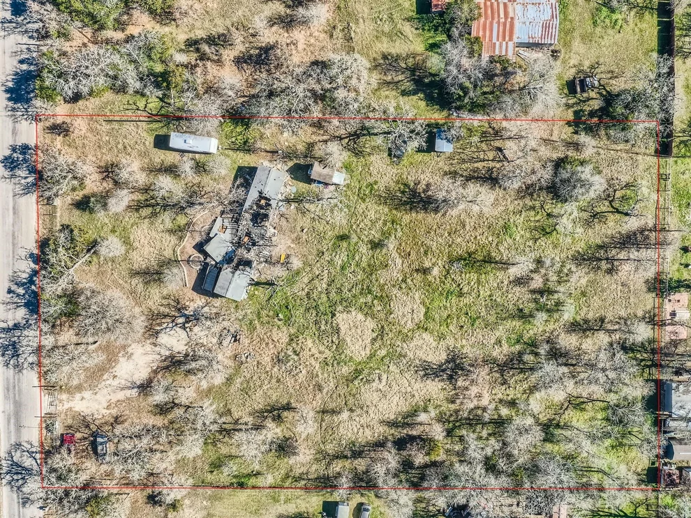 Unit for sale at 223 Tuck ST, Cedar Creek, TX 78612