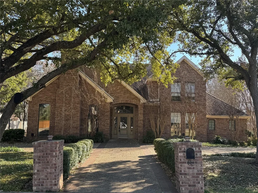 Unit for sale at 8 Oak VW, Round Rock, TX 78664