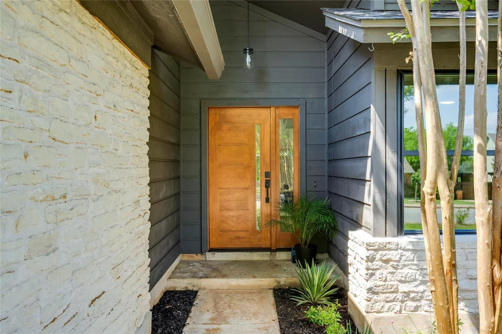 Unit for sale at 12044 Lincolnshire DR, Austin, TX 78758