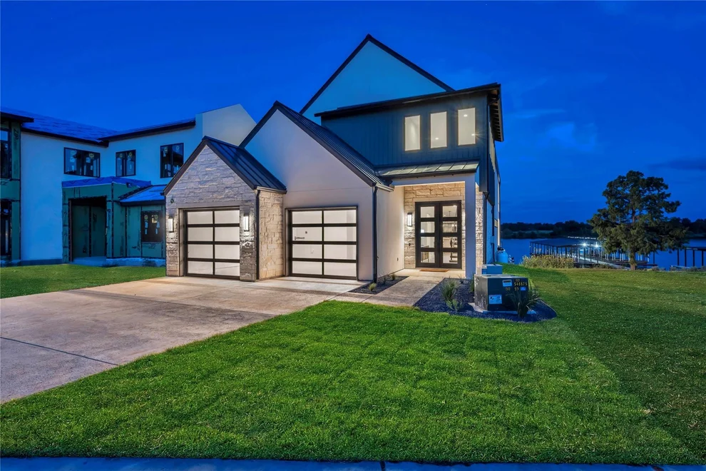 Unit for sale at 144 Riverfront LN, Kingsland, TX 78639