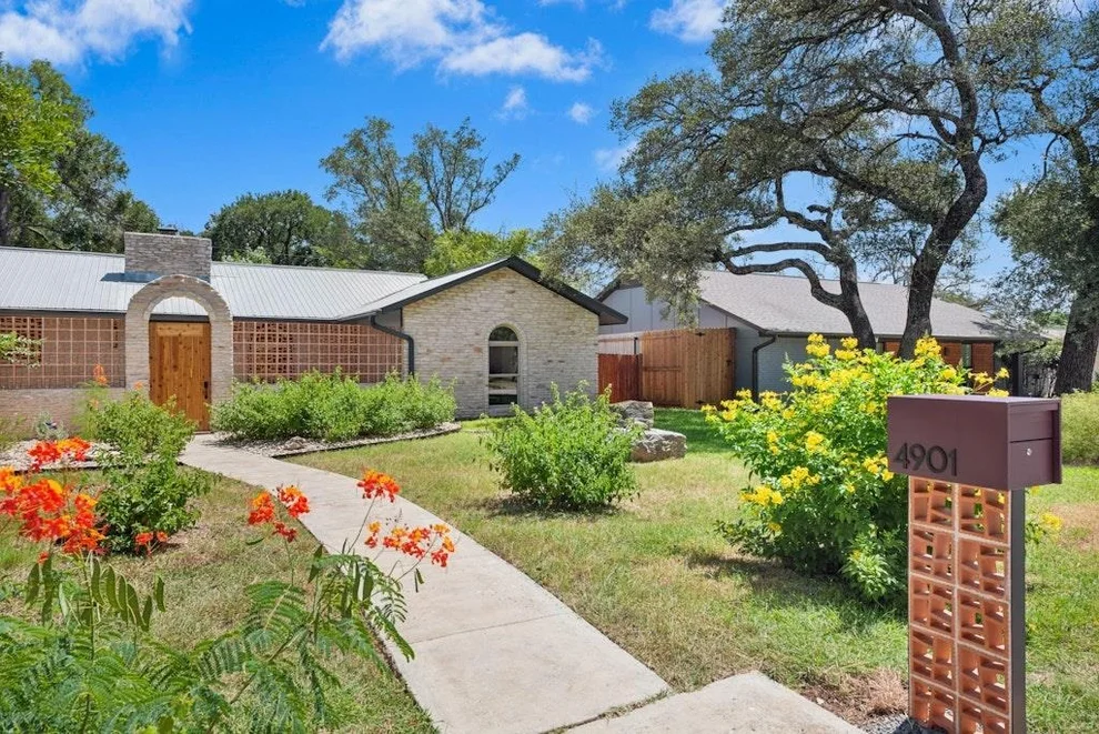 Unit for sale at 4901 Saddle DR, Austin, TX 78727