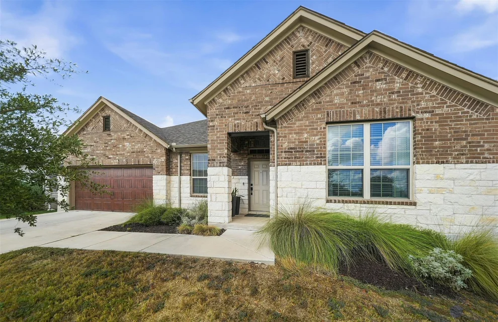 Unit for sale at 903 Simmental LOOP, Hutto, TX 78634