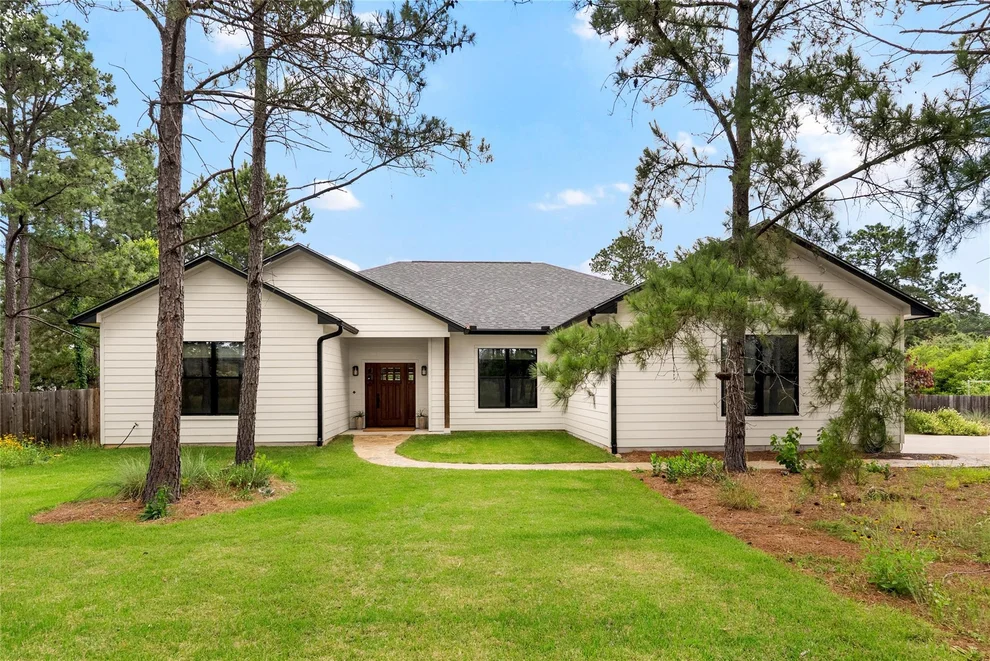Unit for sale at 111 Green Grass LN, Bastrop, TX 78602