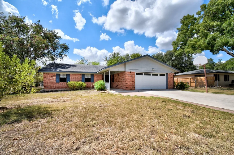 Unit for sale at 115 Ann ST, New Braunfels, TX 78130