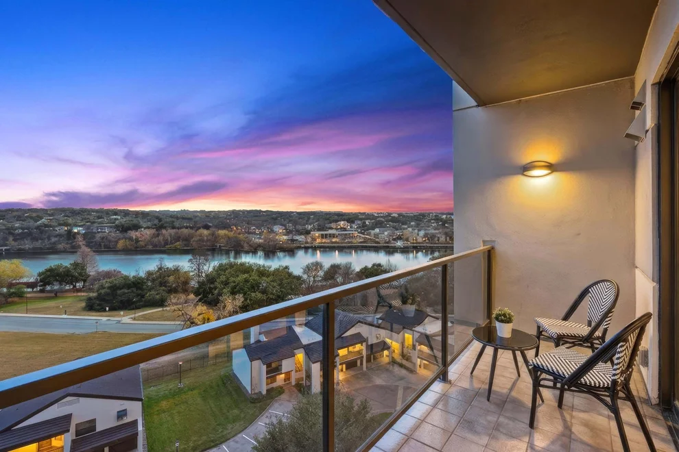 Unit for sale at 40 N Interstate 35 Highway, Austin, TX 78701
