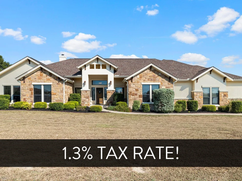 Unit for sale at 504 Pheasant MDW, Liberty Hill, TX 78642