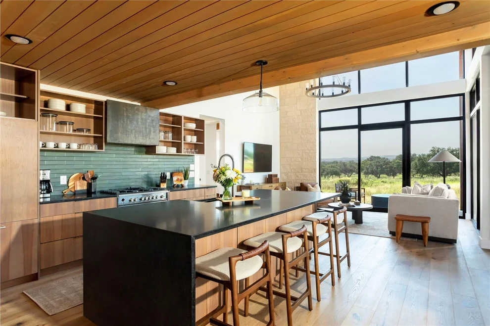 Unit for sale at 9361 W Us Highway 290, Hye, TX 78635