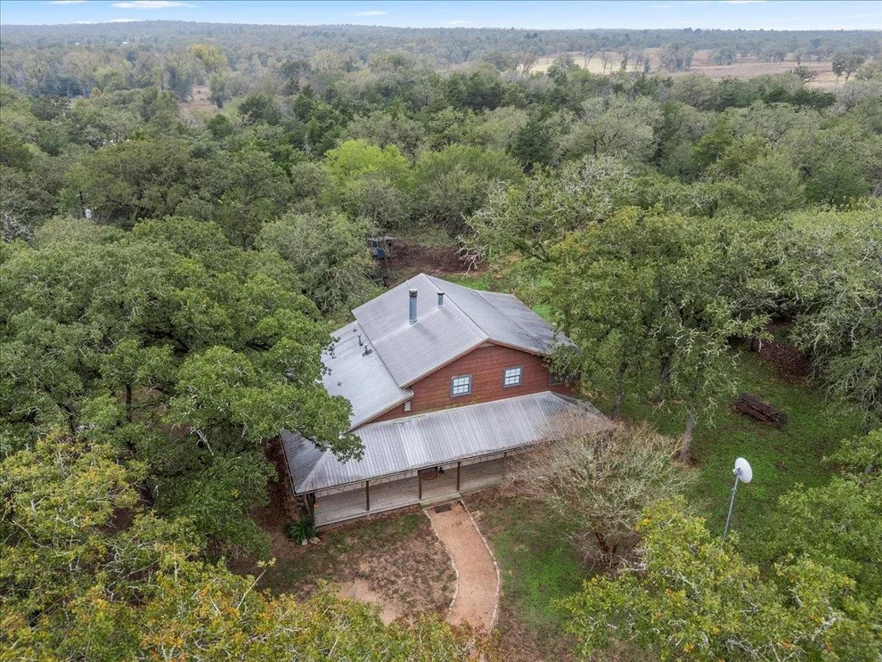 Unit for sale at 1308 Sherrill LN, Lexington, TX 78947