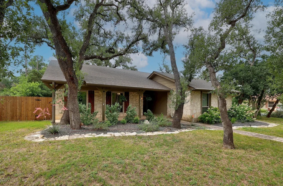 Unit for sale at 9417 Longvale DR, Austin, TX 78729