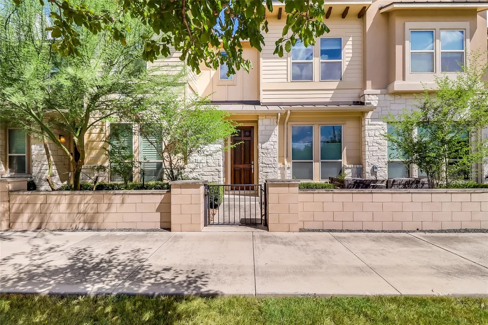 Unit for sale at 6814 E Riverside DR, Austin, TX 78741