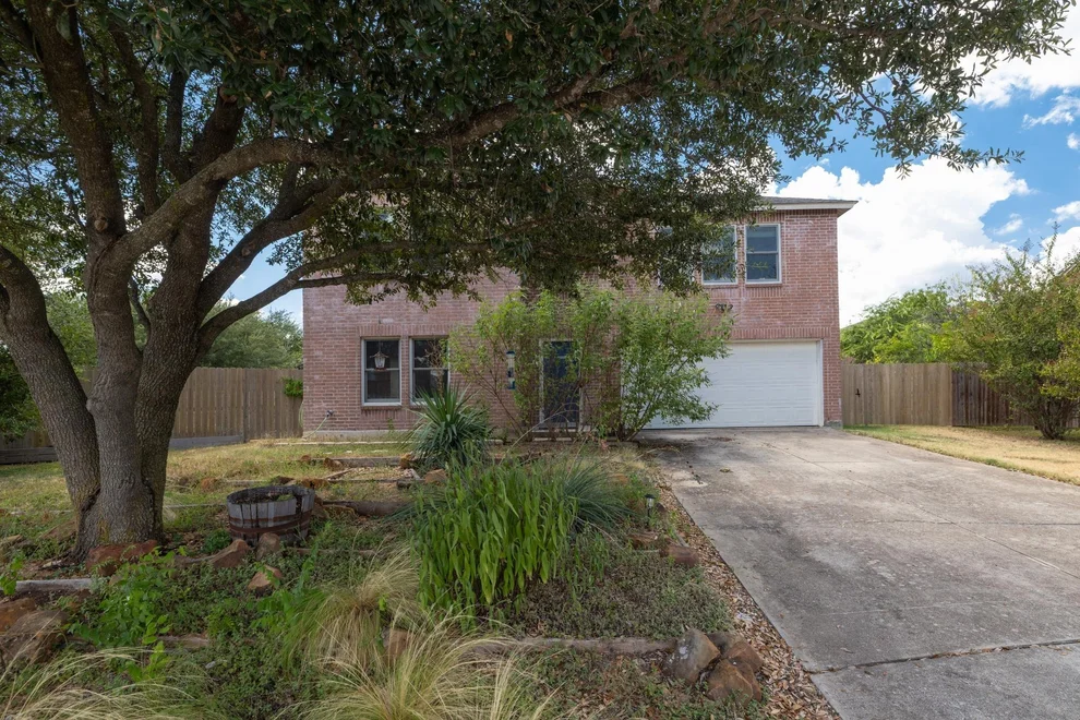 Unit for sale at 311 Crossland CV, Leander, TX 78641