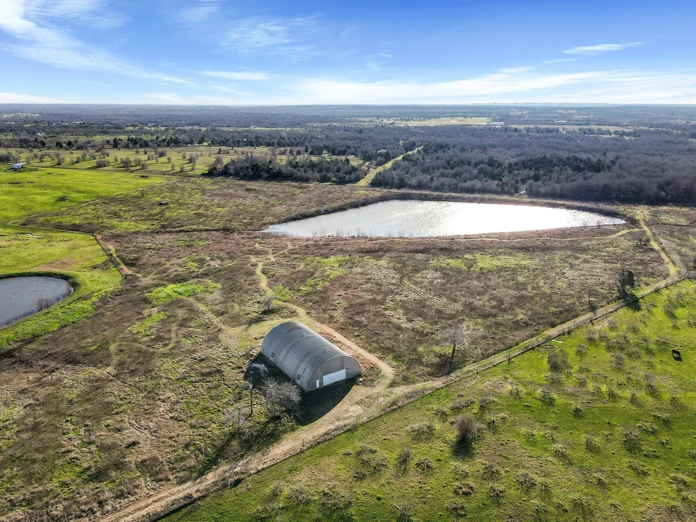 Unit for sale at 3935 CR 463, Elgin, TX 78621
