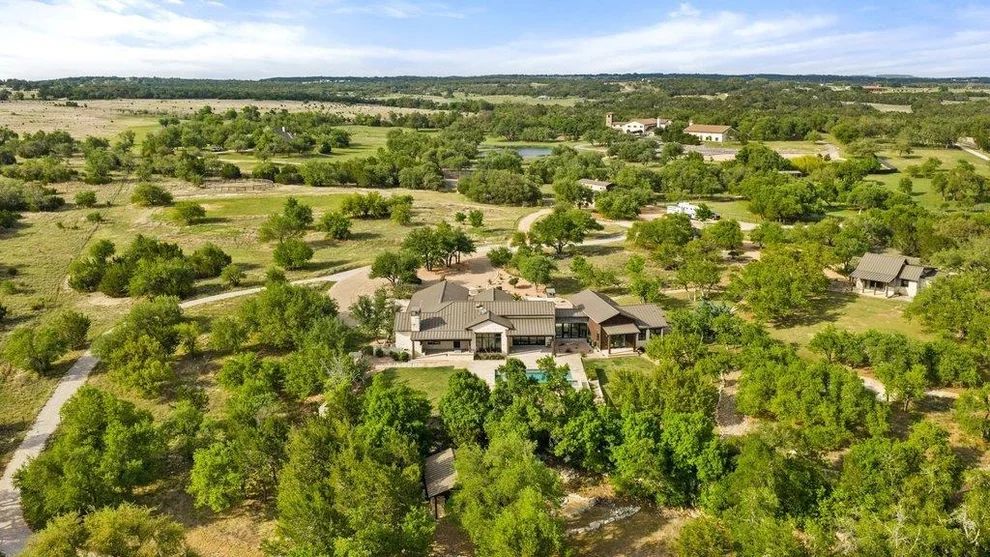 Unit for sale at 2560 Bell Springs RD, Dripping Springs, TX 78620