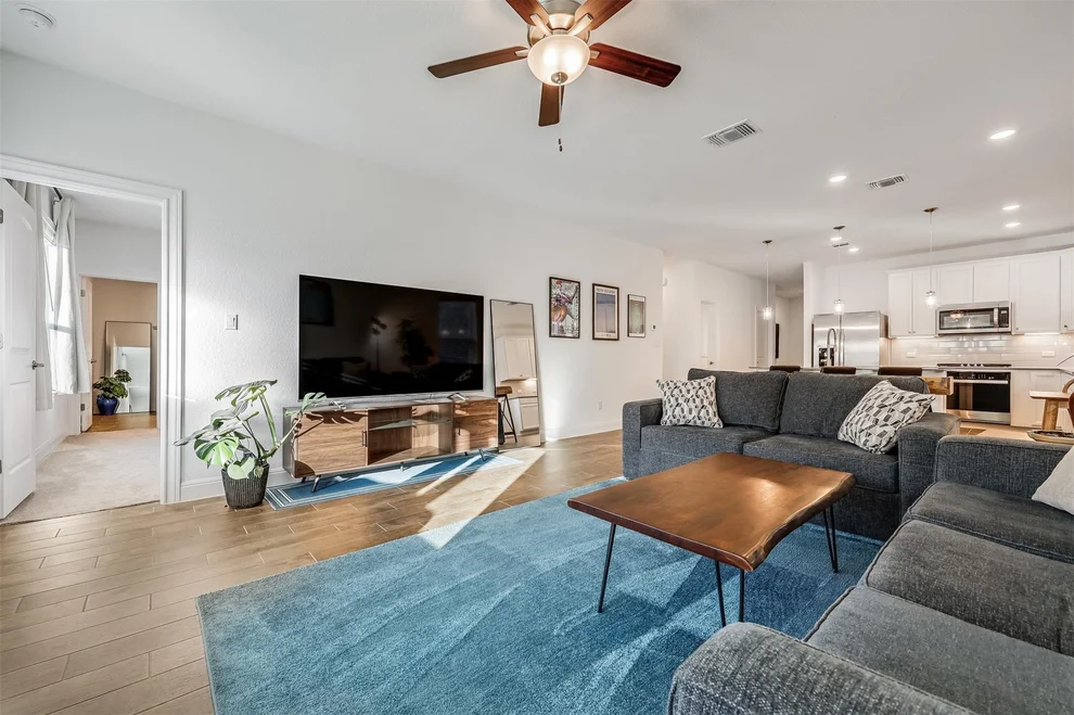 Unit for sale at 12021 Paseo De Los Lagos LN, Manor, TX 78653