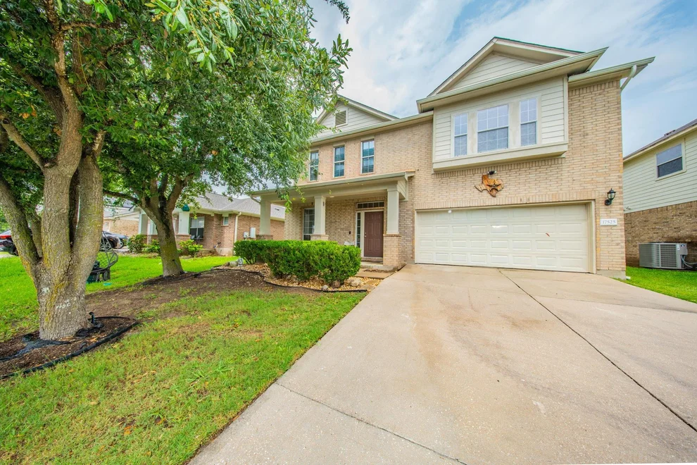 Unit for sale at 17525 Bridgefarmer BLVD, Pflugerville, TX 78660