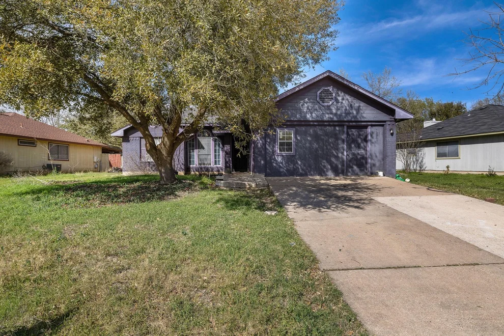 Unit for sale at 7111 Apperson ST, Del Valle, TX 78617