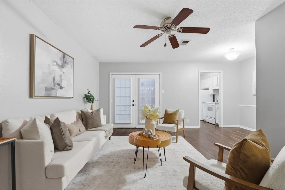 Unit for sale at 3505 Greystone DR, Austin, TX 78731