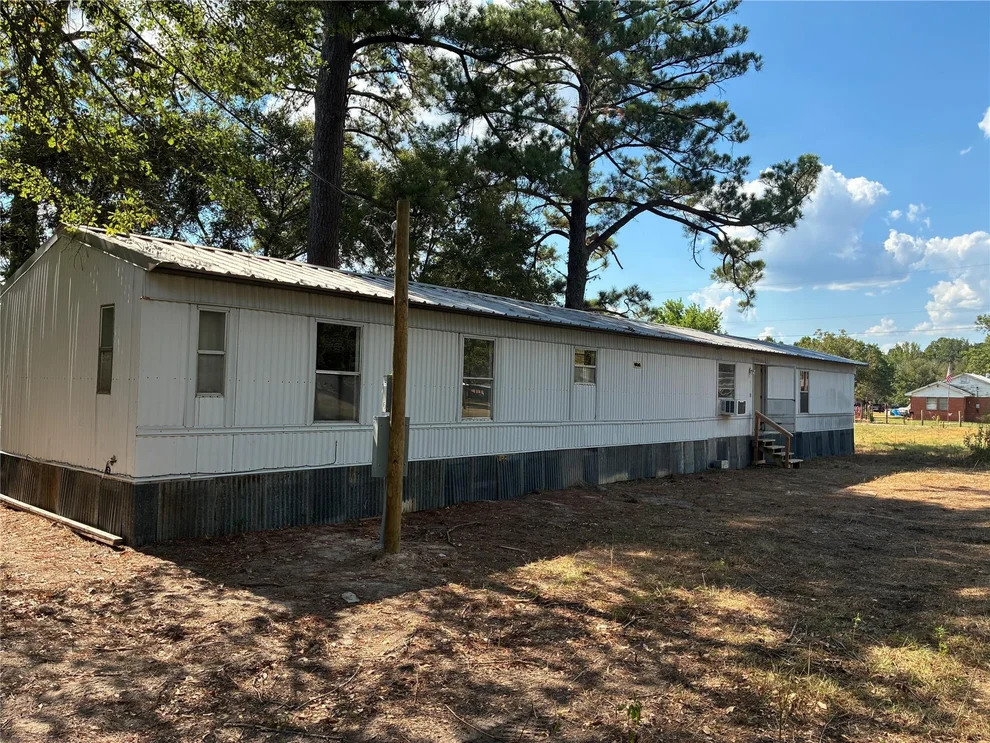 Unit for sale at 5372 An County Road 137 DR, Elkhart, TX 75839