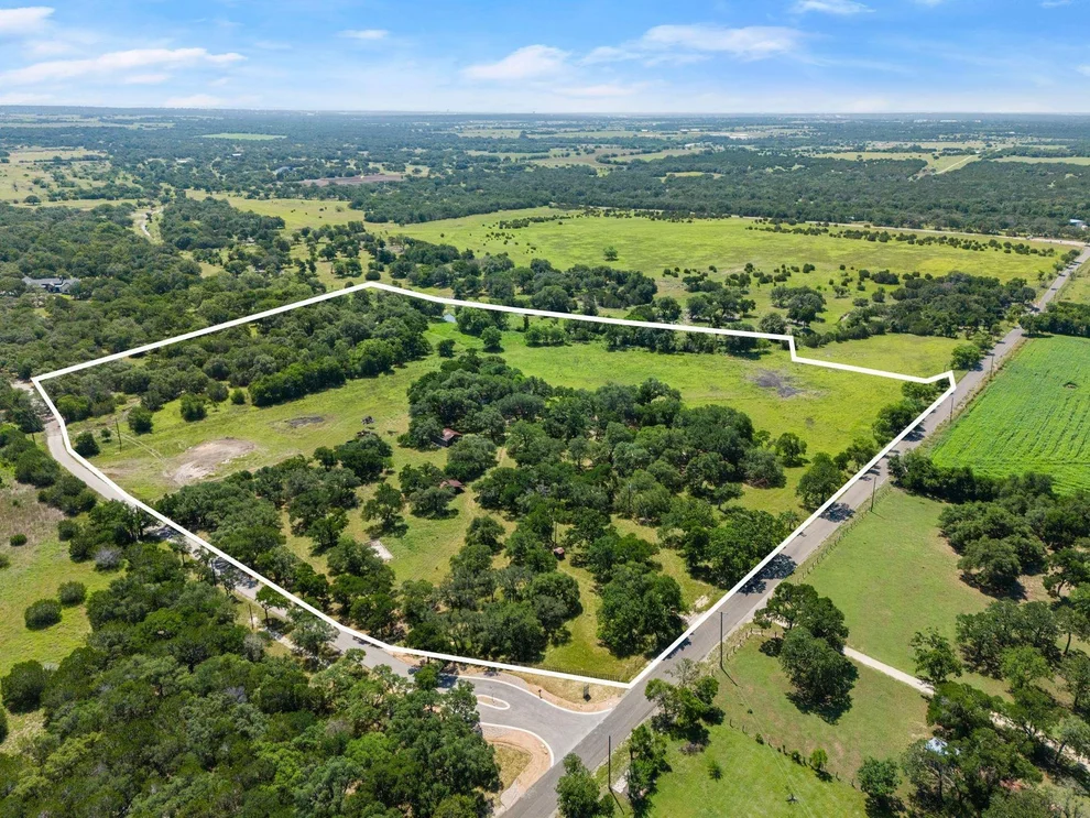 Unit for sale at 950 County Road 251, Georgetown, TX 78633
