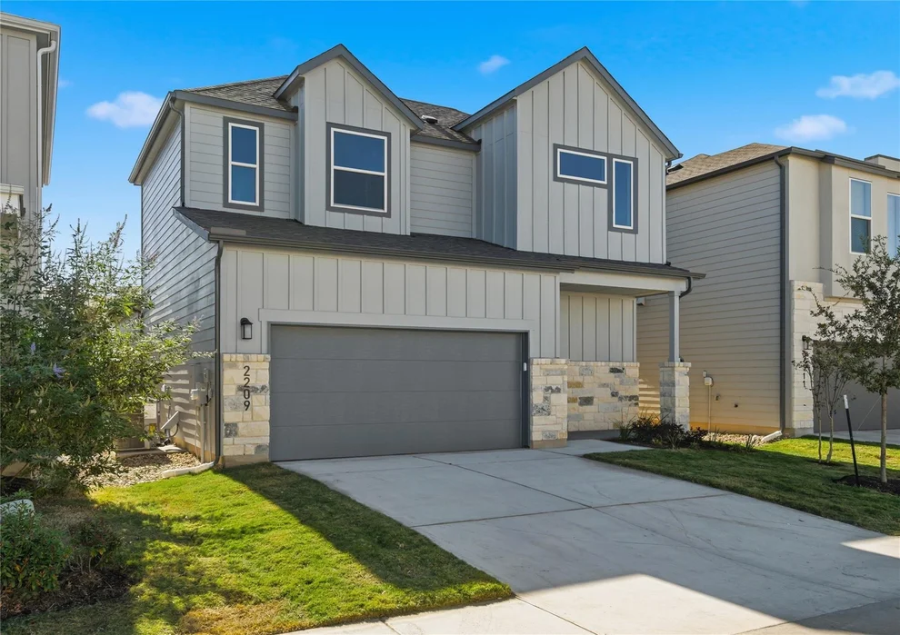 Unit for sale at 2206 Luna Azul VW, Round Rock, TX 78664