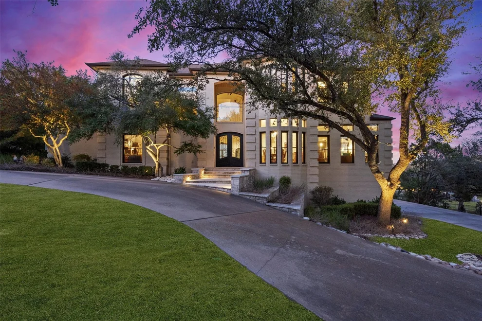Unit for sale at 3 Coleridge LN, Austin, TX 78746