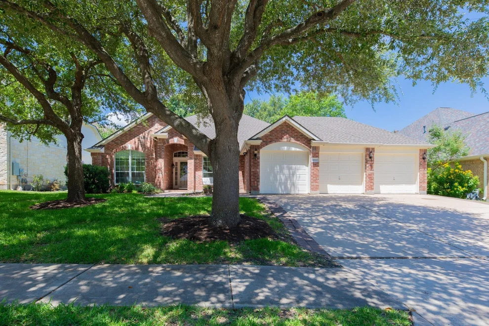 Unit for sale at 1870 Paradise Ridge DR, Round Rock, TX 78665