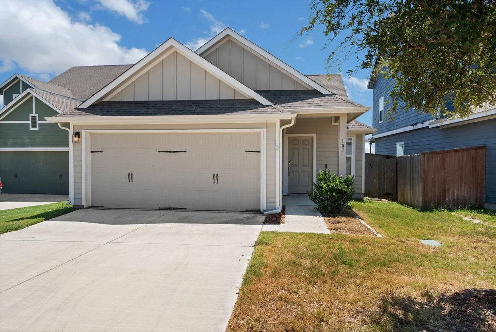 Unit for sale at 101 High Plains PASS, Liberty Hill, TX 78642