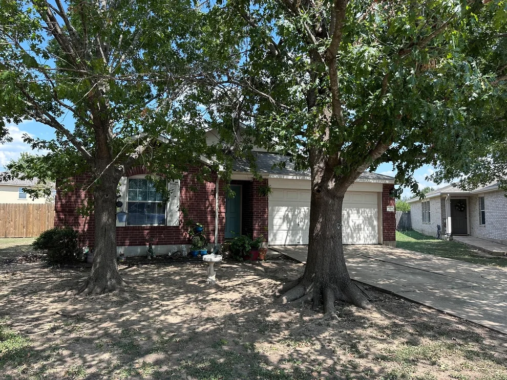 Unit for sale at 212 Meadow Park DR, Georgetown, TX 78626
