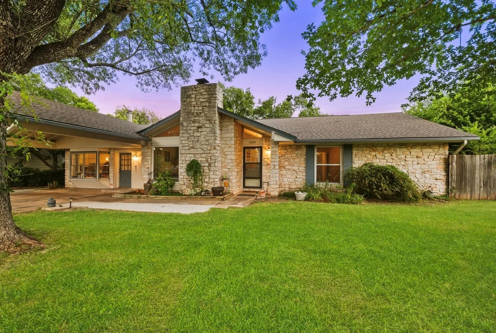 Unit for sale at 9409 Braeburn GLN, Austin, TX 78729