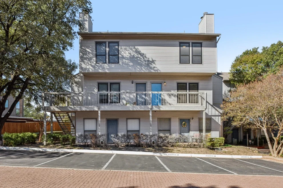 Unit for sale at 802 S 1st ST, Austin, TX 78704
