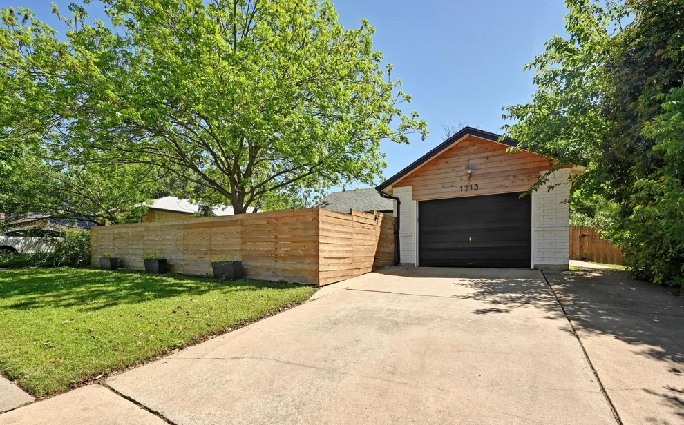 Unit for sale at 1213 South Trace DR, Austin, TX 78745