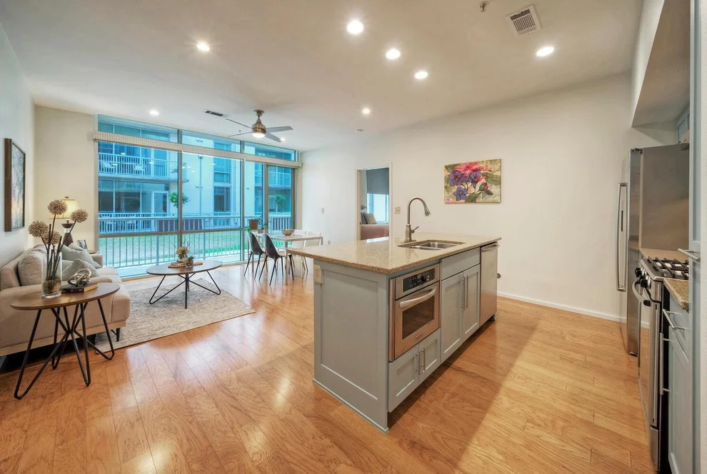 Unit for sale at 1600 Barton Springs RD, Austin, TX 78704