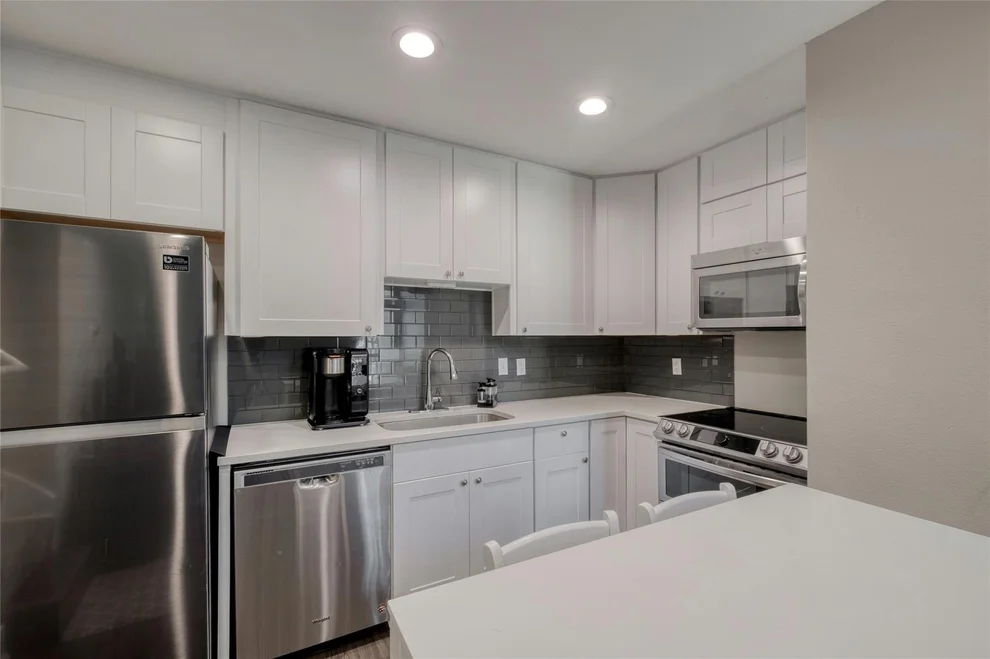 Unit for sale at 935 La Posada DR, Austin, TX 78752