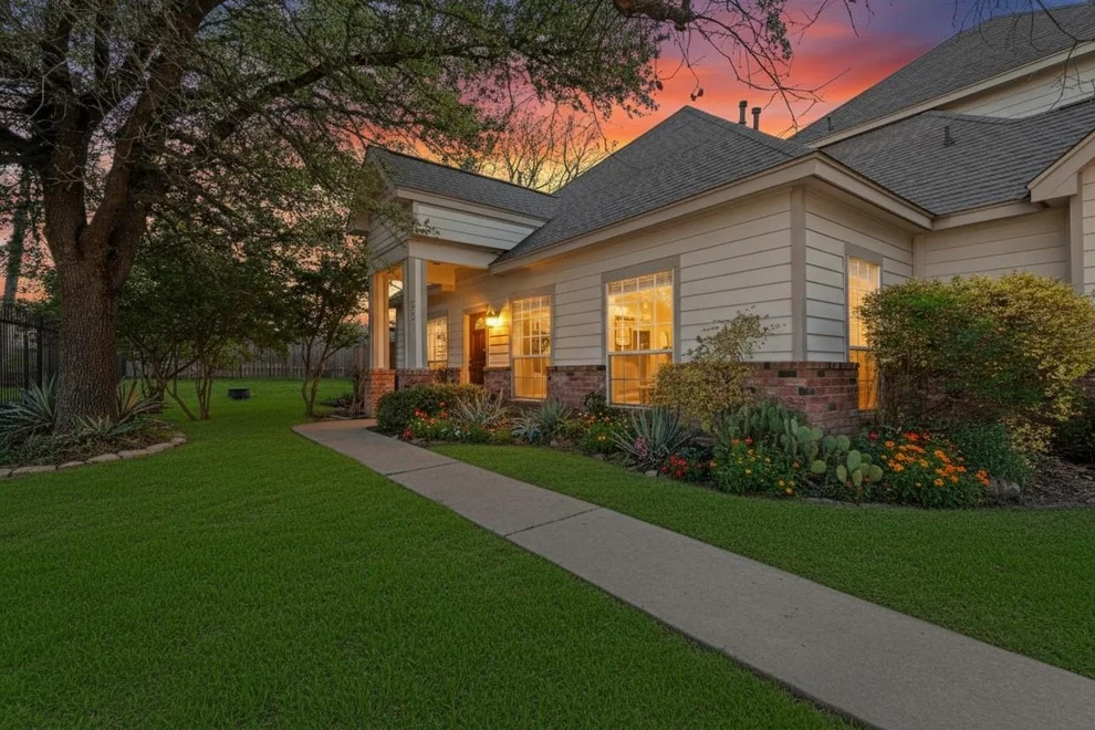 Unit for sale at 12295 Abbey Glen LN, Austin, TX 78753