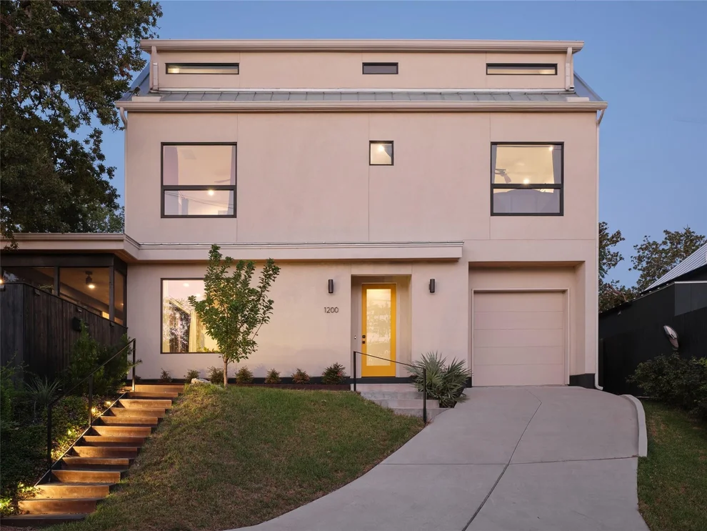 Unit for sale at 1200 Greenwood Ave, Austin, TX 78721