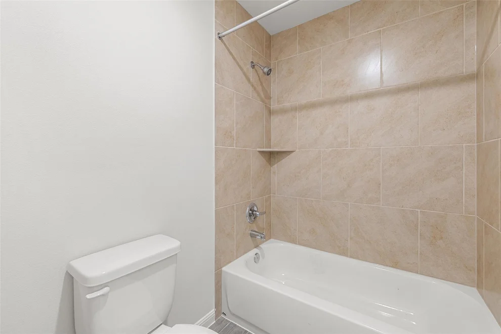 Unit for sale at 257 Ironshoe TRL, Liberty Hill, TX 78642