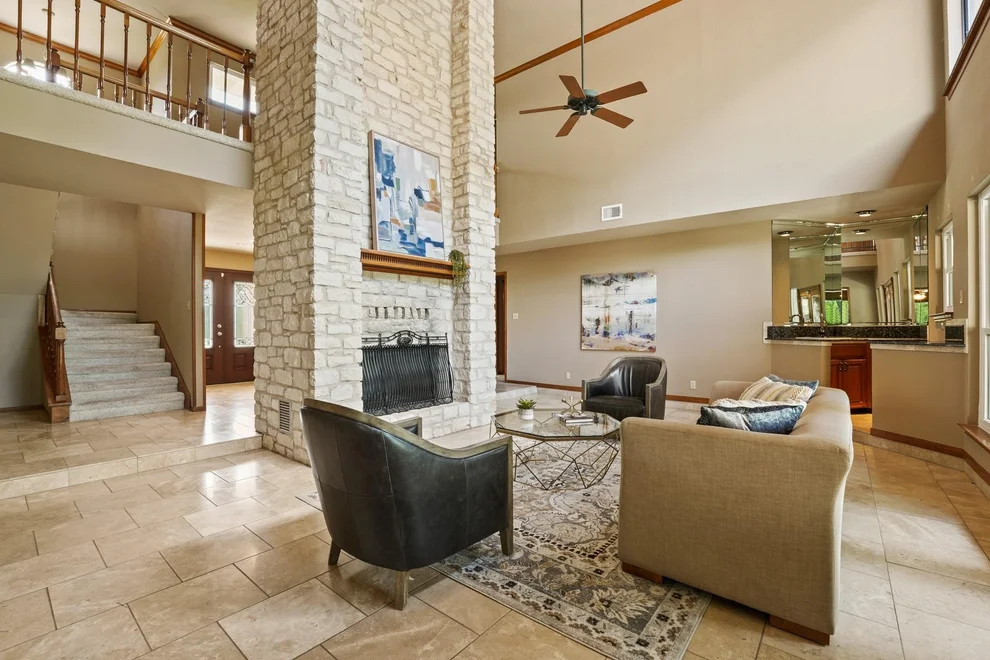 Unit for sale at 176 Logan Ranch RD, Georgetown, TX 78628