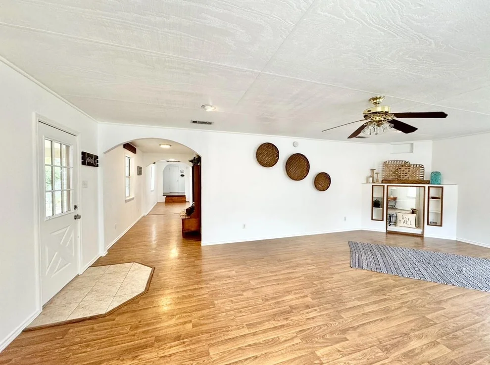 Unit for sale at 309 Williams ST, Elgin, TX 78621